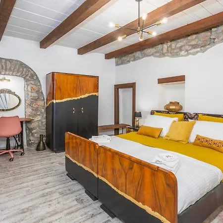 2 Bedroom Cozy In * Malinska