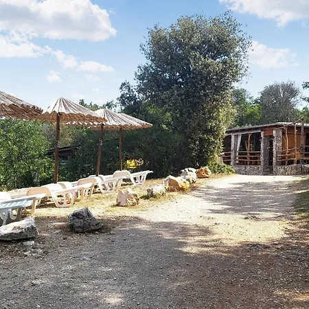 2 Bedroom Cozy In Malinska