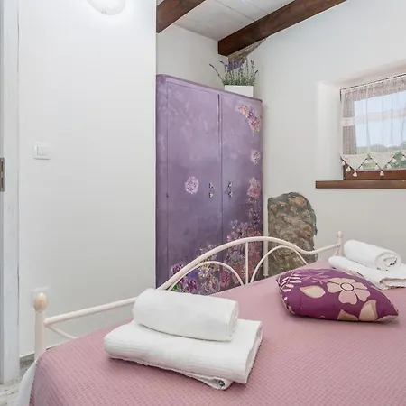 Luxurious In With Wifi Malinska